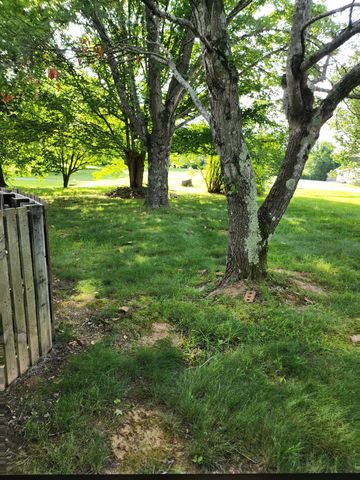 2416 Lee Dr, Pleasant View, TN 37146