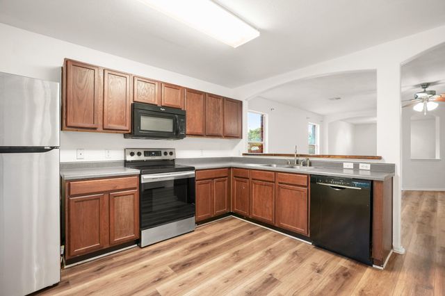 516 Emma Rose TRL, Leander, TX 78641
