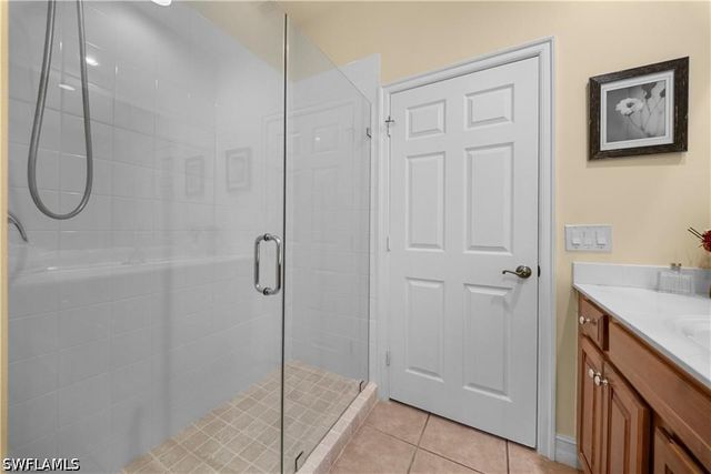 11053 Harbour Yacht CT 201, Fort Myers, FL 33908