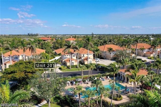 11053 Harbour Yacht CT 201, Fort Myers, FL 33908
