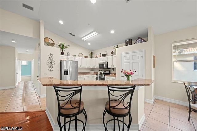 11053 Harbour Yacht CT 201, Fort Myers, FL 33908