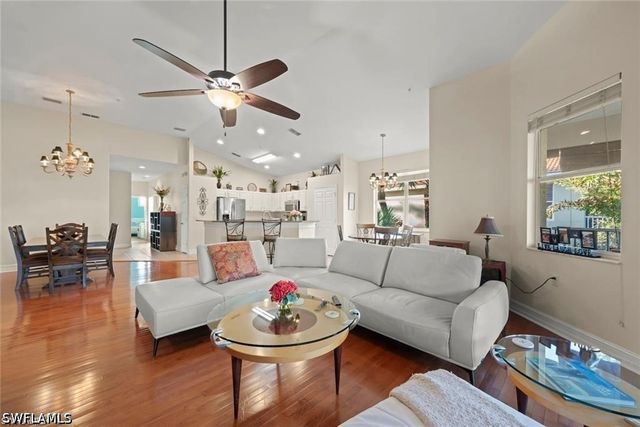 11053 Harbour Yacht CT 201, Fort Myers, FL 33908