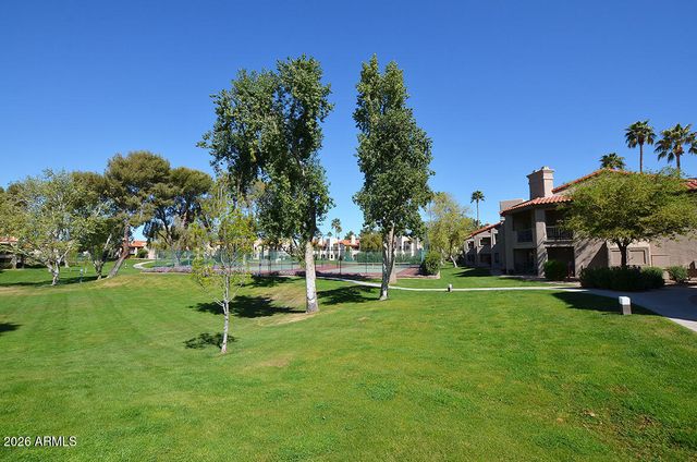 9550 N 94TH Place 221, Scottsdale, AZ 85258