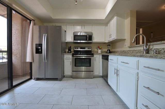 9550 N 94TH Place 221, Scottsdale, AZ 85258