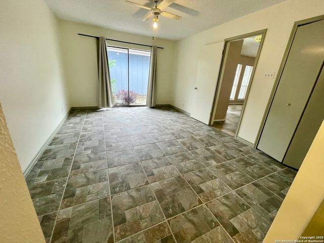 13219 Larkway, San Antonio, TX 78233