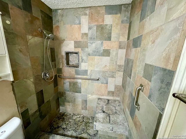 13219 Larkway, San Antonio, TX 78233