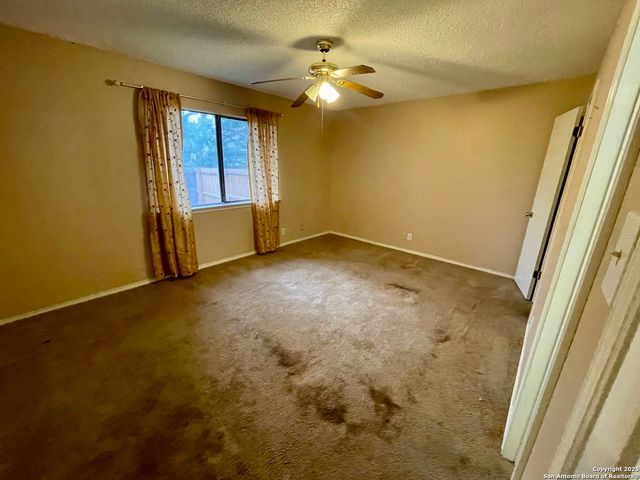 13219 Larkway, San Antonio, TX 78233