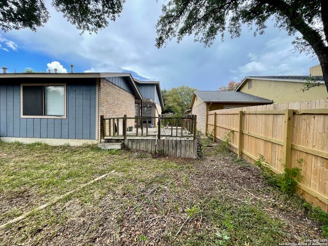 13219 Larkway, San Antonio, TX 78233