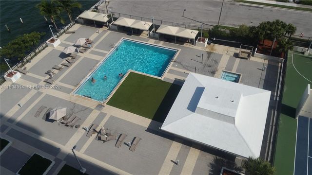 600 NE 36th St 1116, Miami, FL 33137