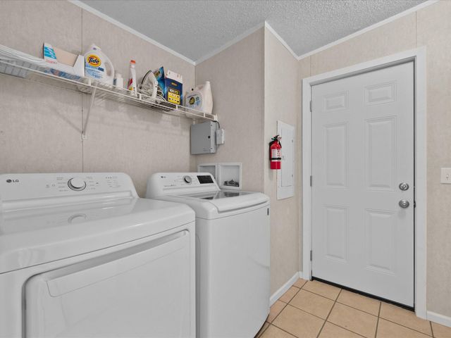 4 Ripple Creek Drive, Huntsville, TX 77320