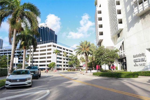 1750 N Bayshore Drive 3611, Miami, FL 33132