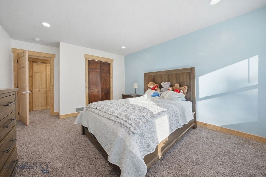 532 Gallatin Avenue, West Yellowstone, MT 59758 photo 31