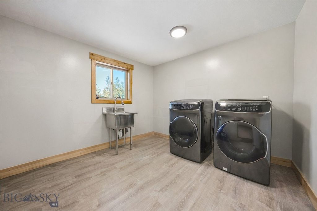 532 Gallatin Avenue, West Yellowstone, MT 59758 photo 50