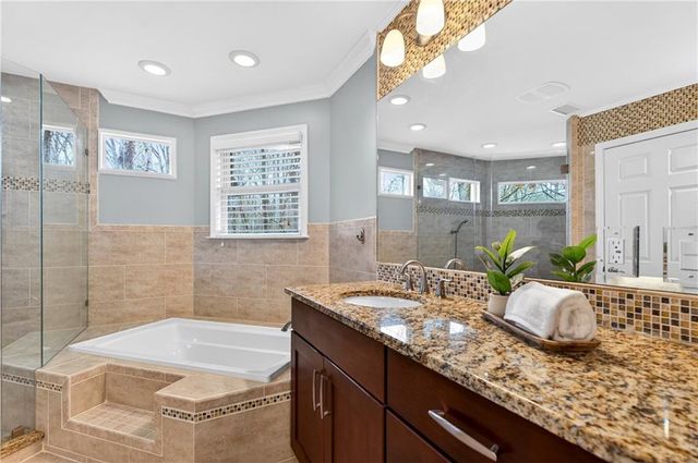 5653 Creekside Drive, Peachtree Corners, GA 30092