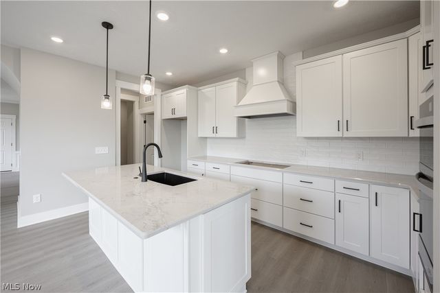 777 Rock Harbor, Avon Lake, OH 44012