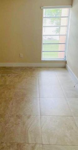 4803 NW 7th St 210-14, Miami, FL 33126