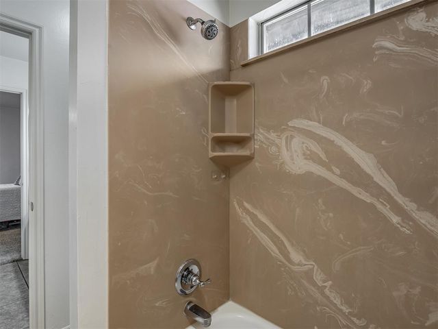 1850 Long Trail, Edmond, OK 73012