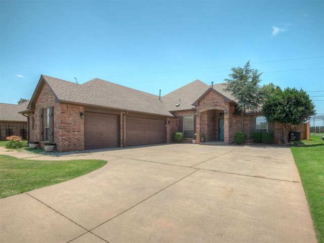 1850 Long Trail, Edmond, OK 73012