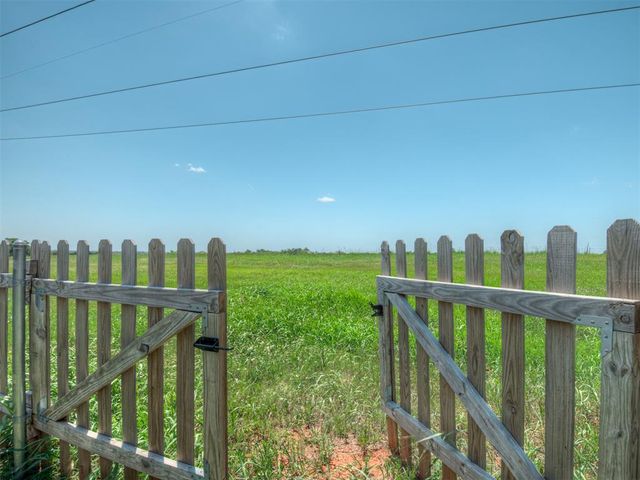 1850 Long Trail, Edmond, OK 73012