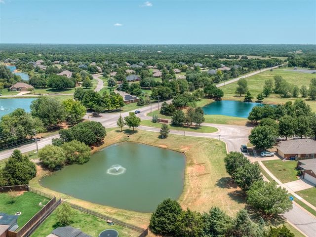 1850 Long Trail, Edmond, OK 73012