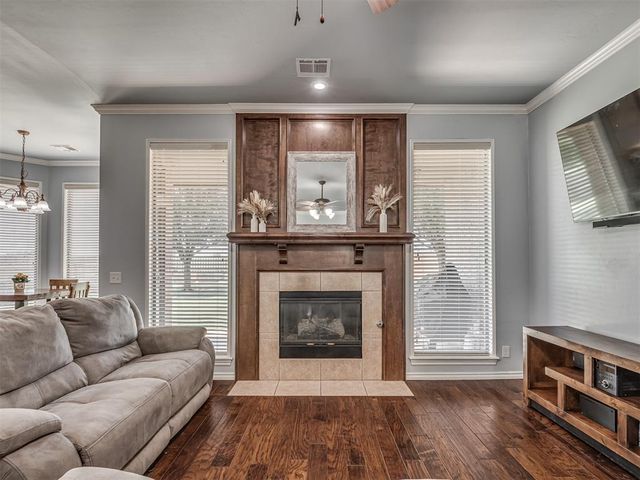 1850 Long Trail, Edmond, OK 73012