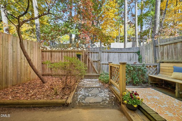 5530 Forest Oaks Drive, Raleigh, NC 27609