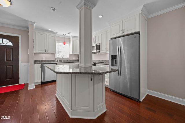 5530 Forest Oaks Drive, Raleigh, NC 27609