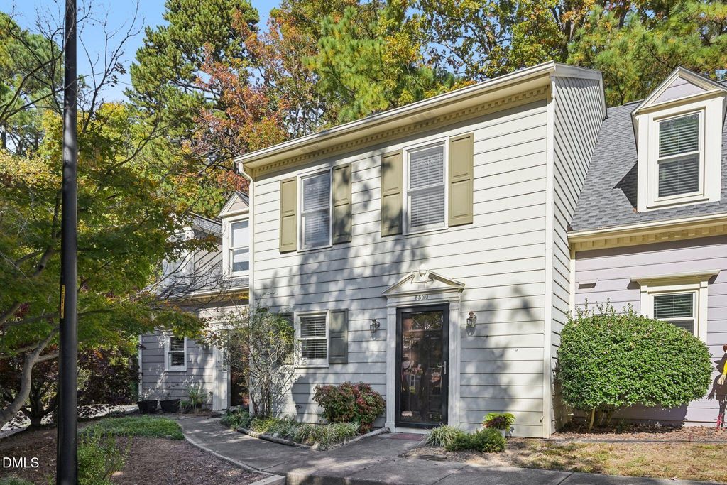 5530 Forest Oaks Drive, Raleigh, NC 27609