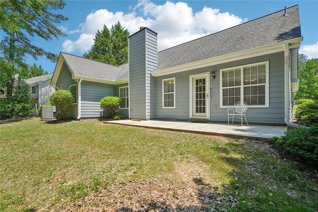 420 Towler Court, Loganville, GA 30052