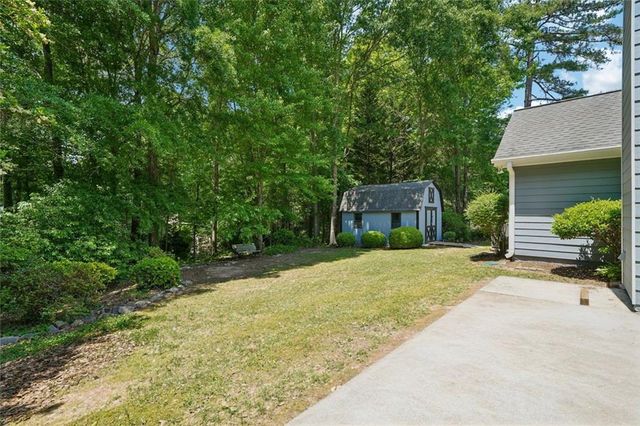 420 Towler Court, Loganville, GA 30052