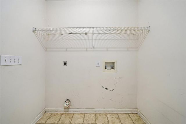 420 Towler Court, Loganville, GA 30052