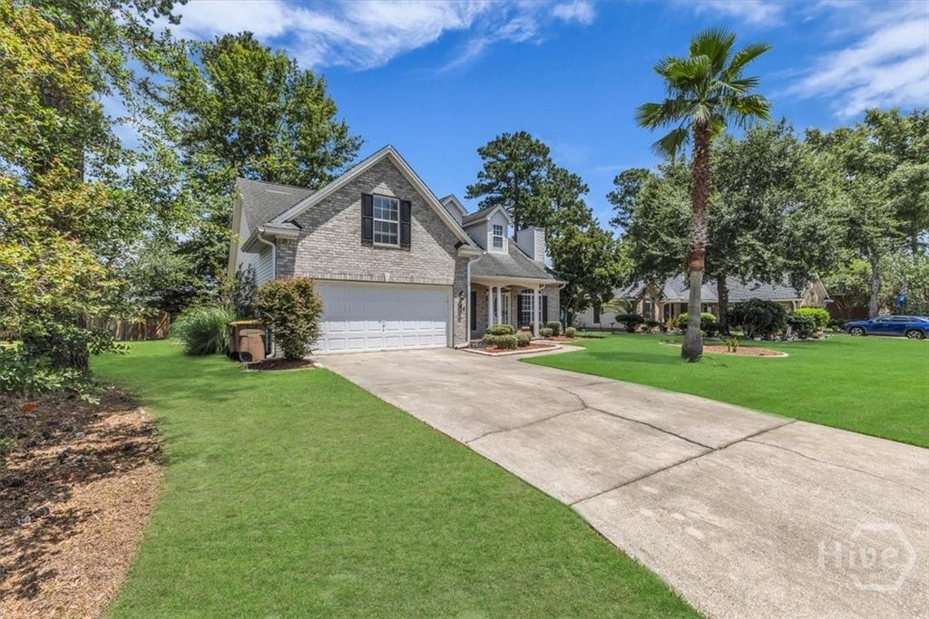 Image 2 of property listing at 146 Steven Street, Richmond Hill, GA 31324