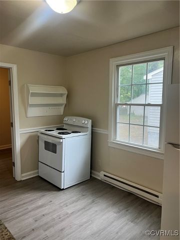 1306 Sunnyside Ave, Hopewell, VA 23860