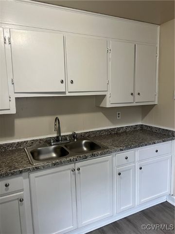 1306 Sunnyside Ave, Hopewell, VA 23860