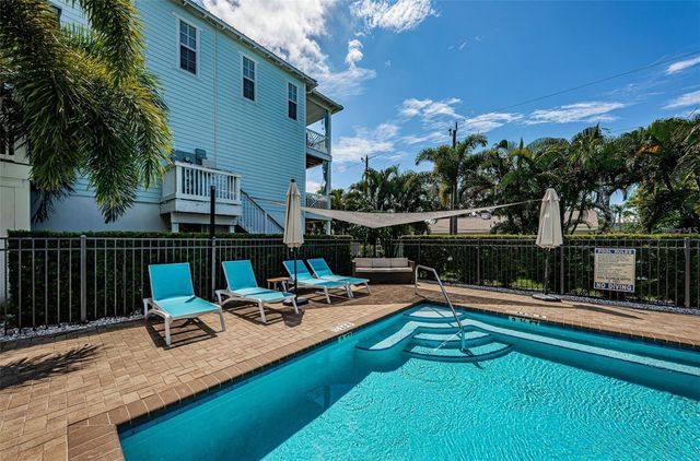 7004 GREVILLA AVENUE S 7004, South Pasadena, FL 33707