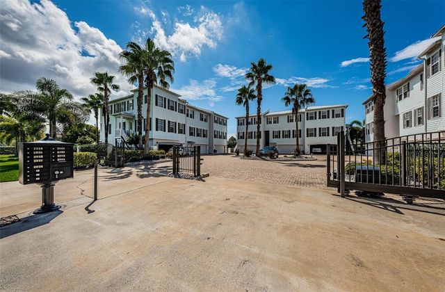 7004 GREVILLA AVENUE S 7004, South Pasadena, FL 33707