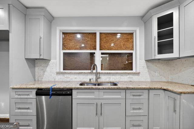 3426 Glenwood Road, Decatur, GA 30032
