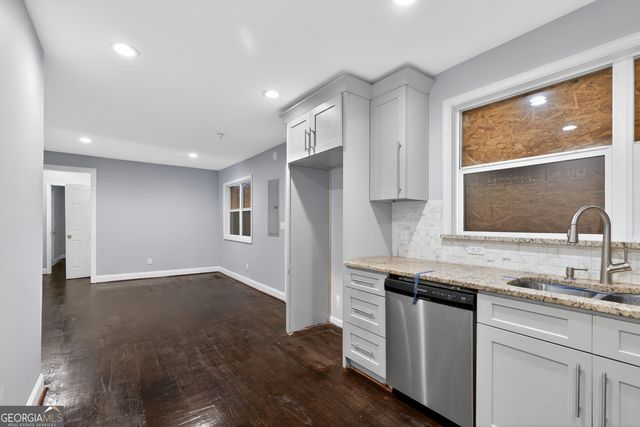 3426 Glenwood Road, Decatur, GA 30032