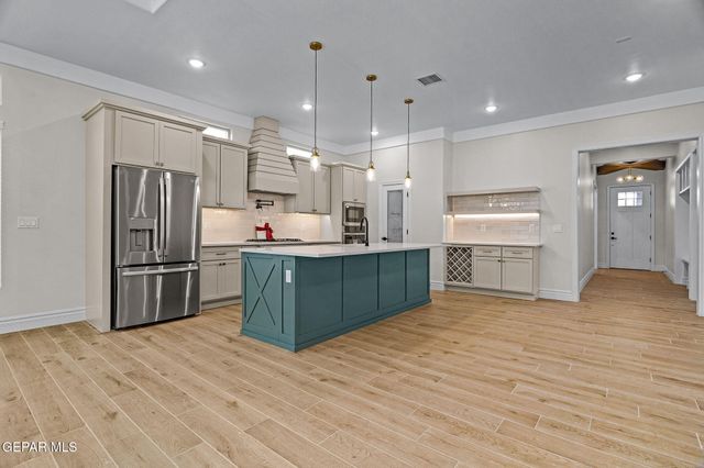 13457 Emerald Terrace Drive, El Paso, TX 79928