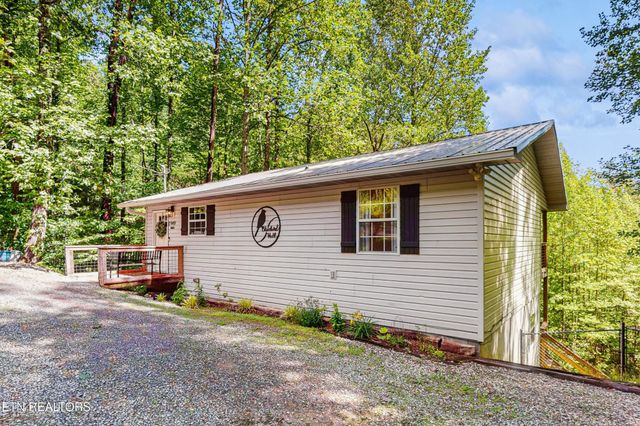 1949 Shady Grove Rd, Sevierville, TN 37876