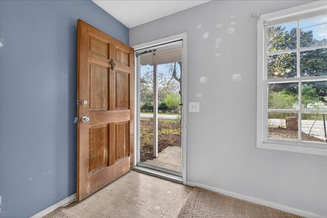 445 Robin Drive, Goose Creek, SC 29445