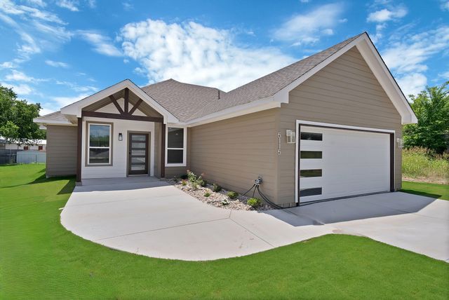 5115 Waterbury Court, Granbury, TX 76048