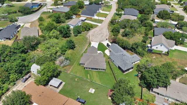 5115 Waterbury Court, Granbury, TX 76048