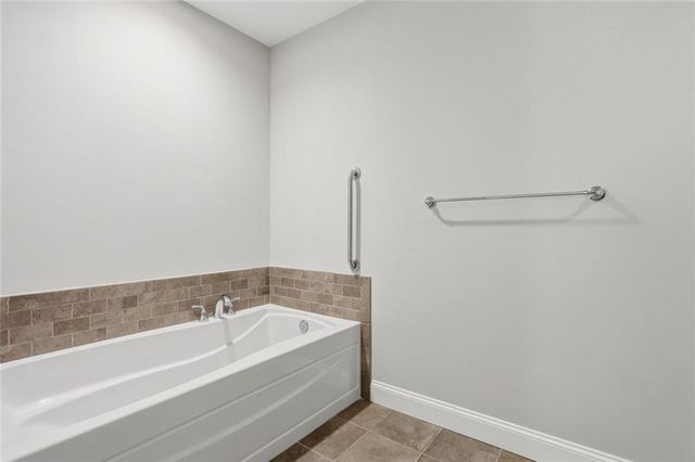270 17th Street NW 1001, Atlanta, GA 30363