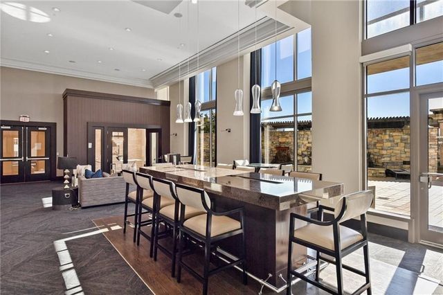 270 17th Street NW 1001, Atlanta, GA 30363