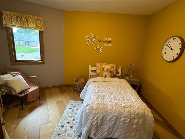 884 Windsor Forest Drive, Altoona, WI 54720
