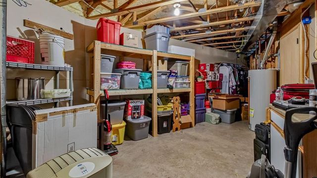884 Windsor Forest Drive, Altoona, WI 54720