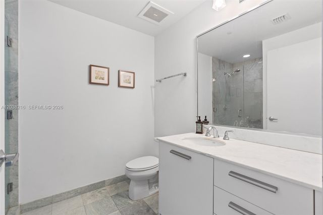 1050 Brickell Avenue 2112, Miami, FL 33131