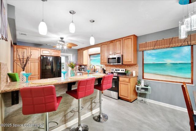 126 W Alachua Lane, Cocoa Beach, FL 32931