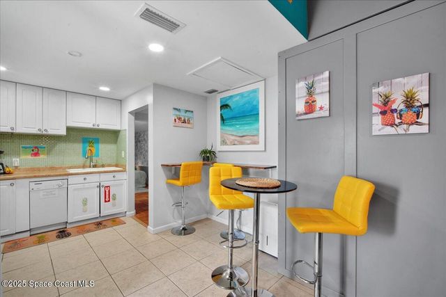 126 W Alachua Lane, Cocoa Beach, FL 32931